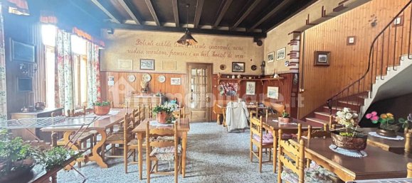 3 Schlafzimmer Haus in Udine, Italy, Nr. 303972 3