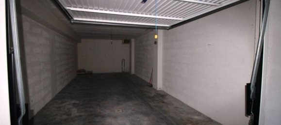 4 Schlafzimmer Wohnung in Montelupone, Italy, Nr. 351493 30