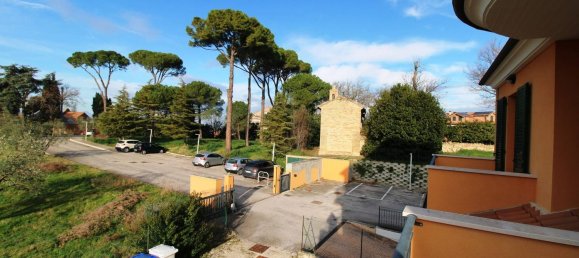 4 Schlafzimmer Wohnung in Montelupone, Italy, Nr. 351493 10