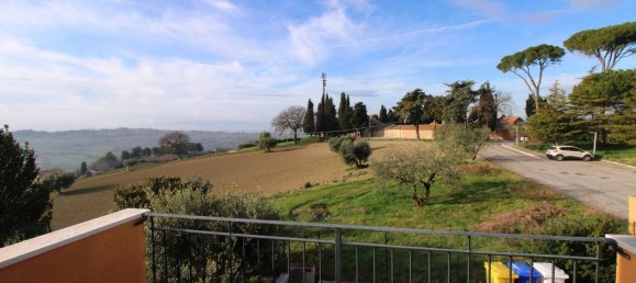 4 Schlafzimmer Wohnung in Montelupone, Italy, Nr. 351493 7