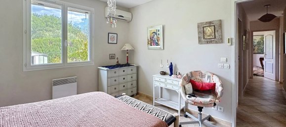 4 bedrooms Villa in Le Val, France No. 296591 14