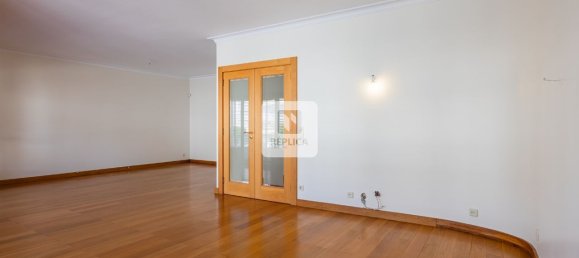 4 chambres Maison à Senhora da Hora, Portugal No. 139127 8