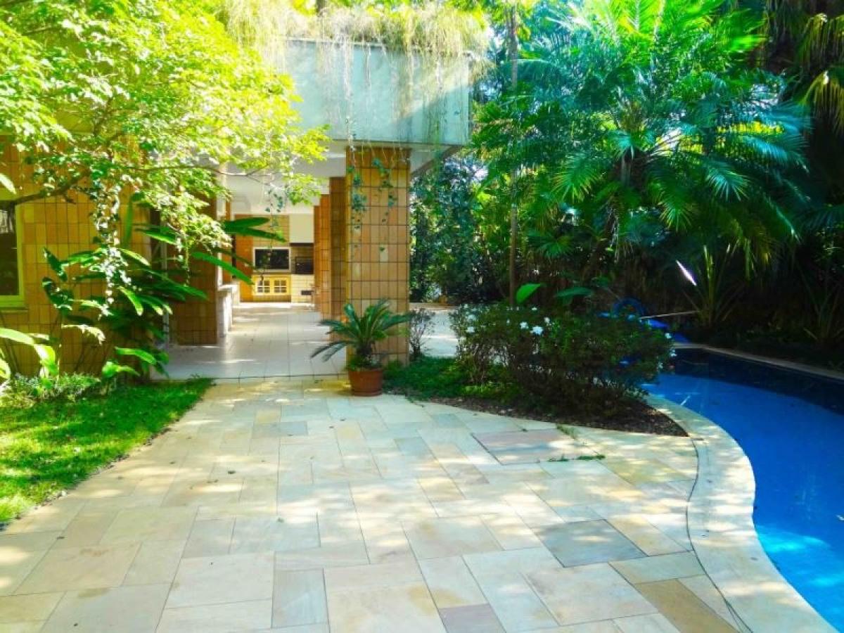 4 bedrooms House in Sao Paulo, Brazil No. 467063