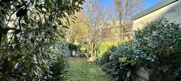 2 bedrooms House in Romainville, France No. 161657 11