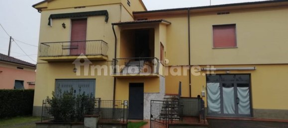 3 bedrooms Apartment in Capannori, Italy No. 117596 4