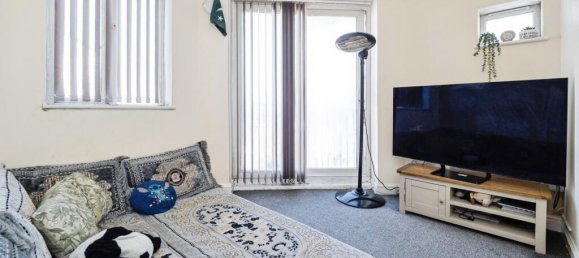 2 bedrooms Apartment in London, United Kingdom No. 11561 5