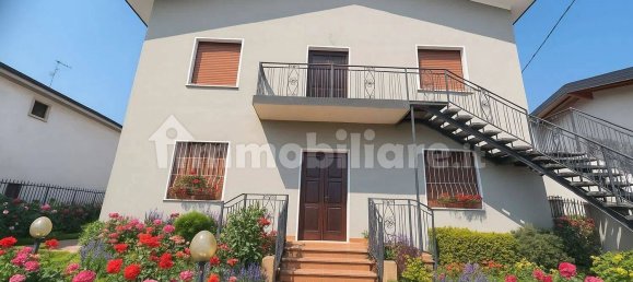 4 Schlafzimmer Wohnung in Castrezzato, Italy, Nr. 264359 18
