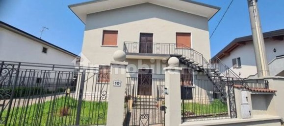 4 Schlafzimmer Wohnung in Castrezzato, Italy, Nr. 264359 20