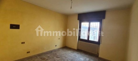4 Schlafzimmer Wohnung in Castrezzato, Italy, Nr. 264359 8