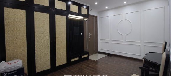 Apartamento de 3 dormitorios en Tay Ho, Vietnam No. 978 7
