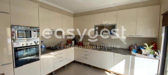 3 bedrooms Duplex in Quelfes, Portugal No. 60223 24