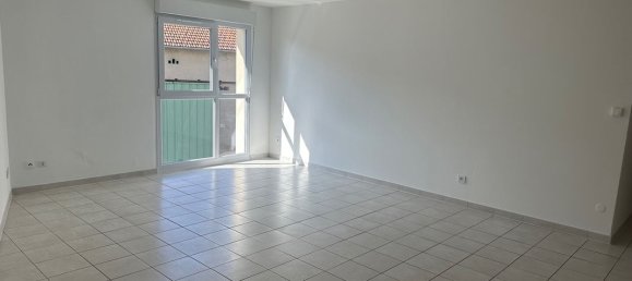 2 bedrooms Apartment in Kanfen, France No. 64610 4