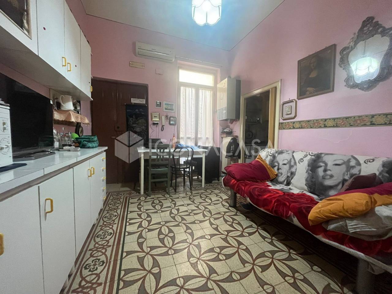 2 rooms Commercial property in Corato, Italy No. 23209