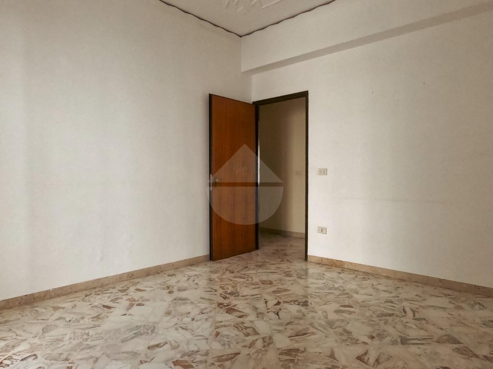 3-Zimmer Wohnung in Messina, Italy, Nr. 78529
