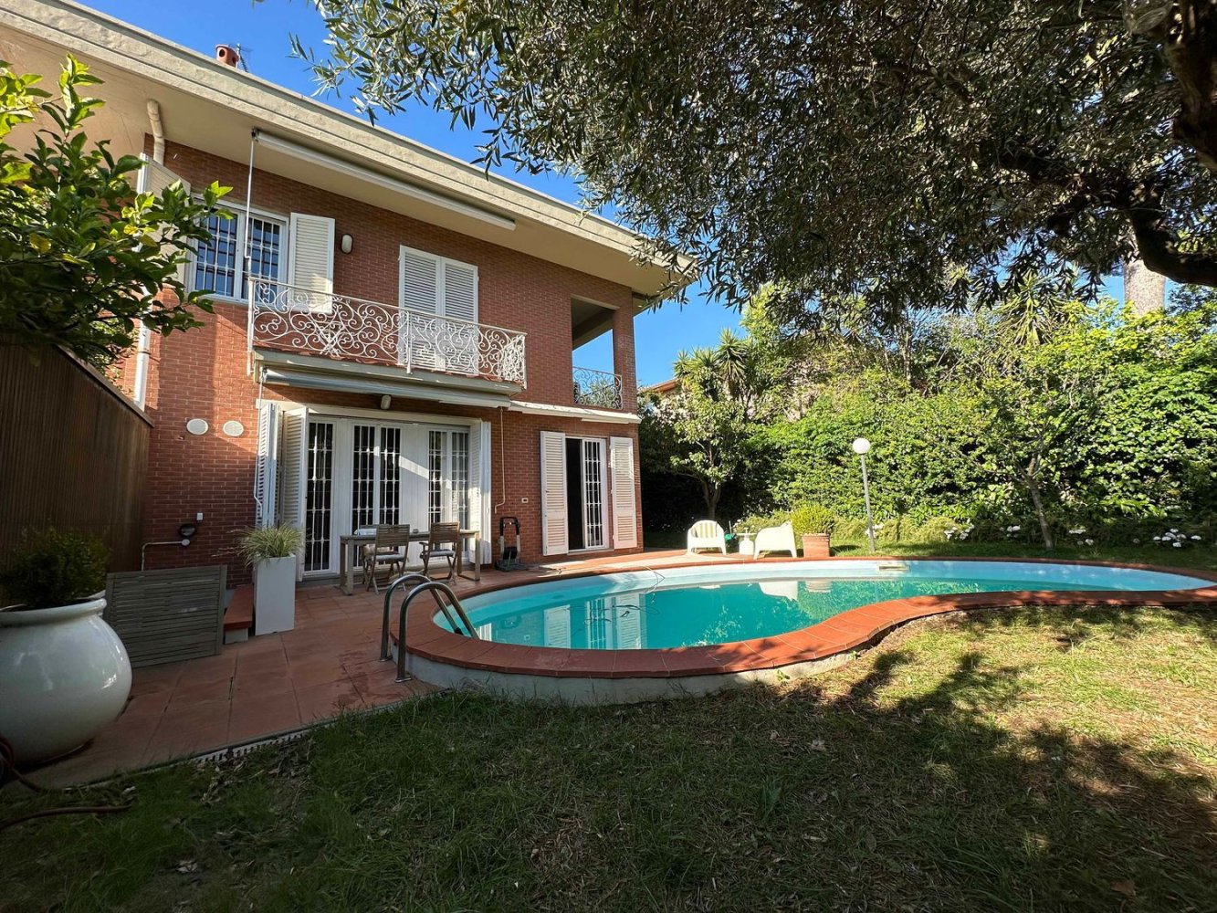 Villa de 5 divisões em Livorno, Italy N.º 216314