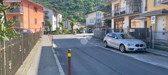 Oficina en Bienno, Italy 70 m² No. 112972 35