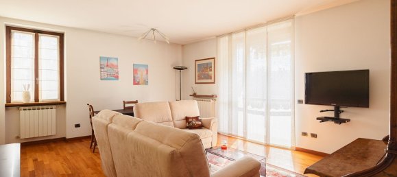 4غرفة منزل ذو طابقين في Malnate, Italy رقم 209987 21