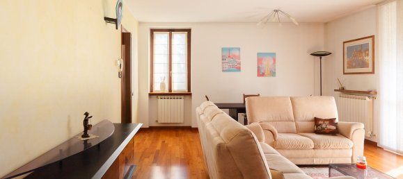 4غرفة منزل ذو طابقين في Malnate, Italy رقم 209987 19