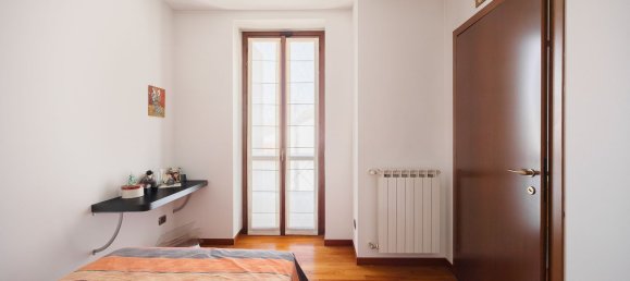 4غرفة منزل ذو طابقين في Malnate, Italy رقم 209987 40