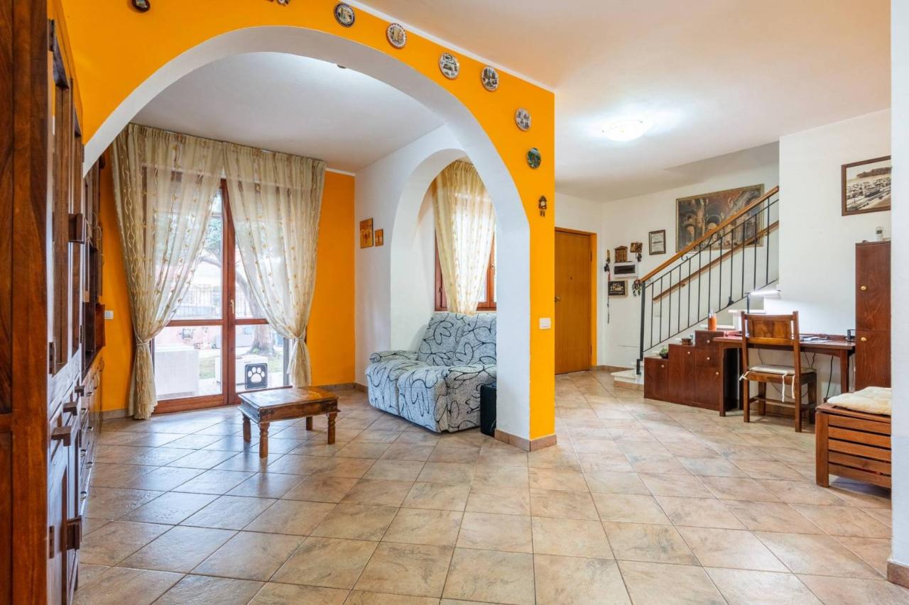 5-Zimmer Villa in Capoterra, Italy, Nr. 29029