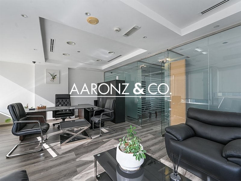 Bureau à Business Bay, UAE 95m² No. 110340