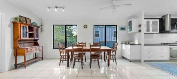 3 bedrooms House in Macleay Island, Australia No. 89 4