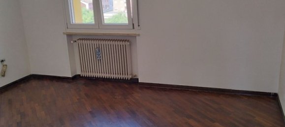 3-salle Penthouse à Cremona, Italy No. 182681 2