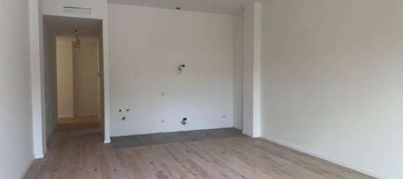 4 rooms Apartment in Sesto Fiorentino, Italy No. 36060 13