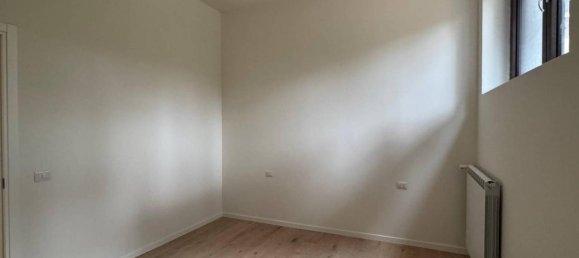 4 rooms Apartment in Sesto Fiorentino, Italy No. 36060 17