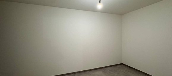 4 rooms Apartment in Sesto Fiorentino, Italy No. 36060 27