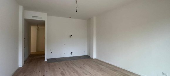 4 rooms Apartment in Sesto Fiorentino, Italy No. 36060 6