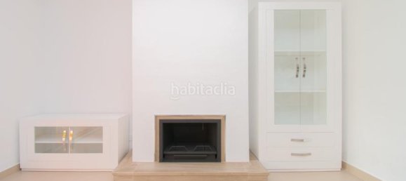 4 bedrooms Townhouse in El Paraiso, Spain No. 23738 13