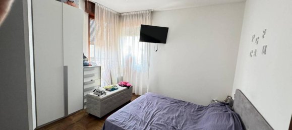 3-salle Villa à Meda, Italy No. 168891 17