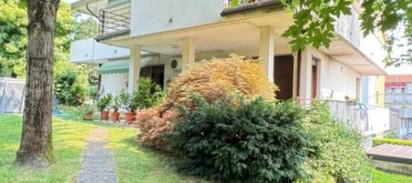 3-salle Villa à Meda, Italy No. 168891 5