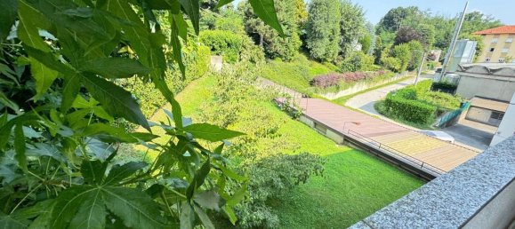 3-salle Villa à Meda, Italy No. 168891 8