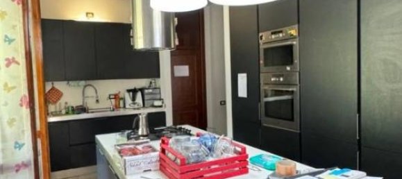 3-salle Villa à Meda, Italy No. 168891 13