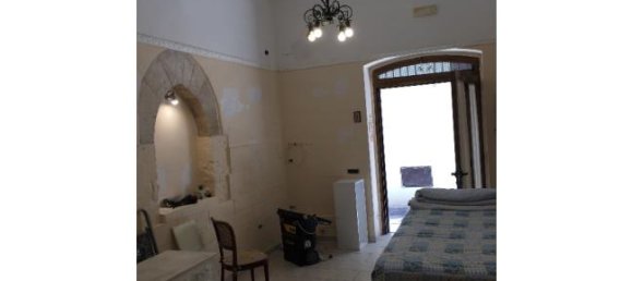 2 rooms Apartment in Bari, Italy No. 252871 4