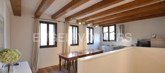 3 bedrooms Apartment in Venice, Italy No. 132565 5