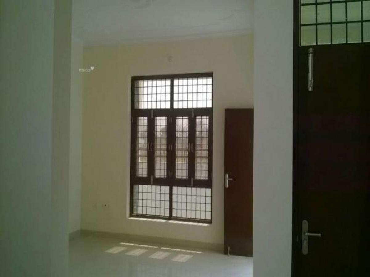 2 bedrooms House in Lucknow, India No. 14761