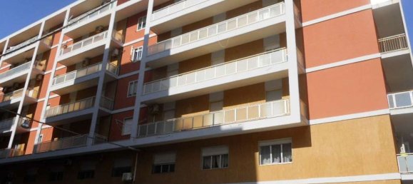 Apartamento de 4 habitaciónes en Syracuse, Italy No. 244799 2