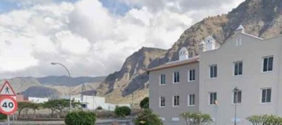  Garage in Santa Cruz de Tenerife, Spain No. 186174 5