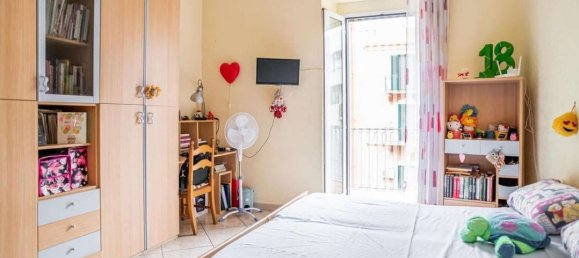 3 rooms Apartment in Taranto, Italy No. 120915 8