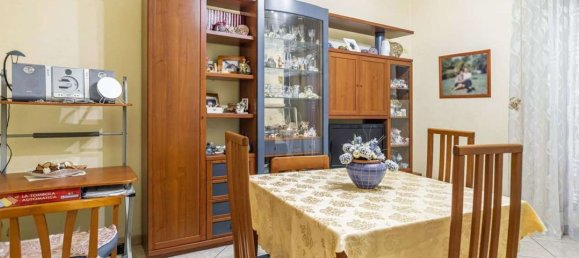 3 rooms Apartment in Taranto, Italy No. 120915 14