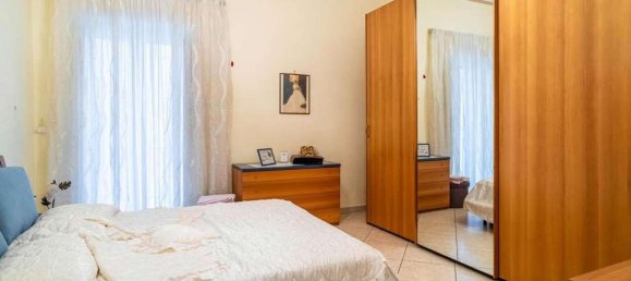 3 rooms Apartment in Taranto, Italy No. 120915 6