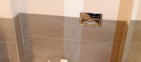 2 bedrooms Apartment in Catania, Italy No. 127434 4