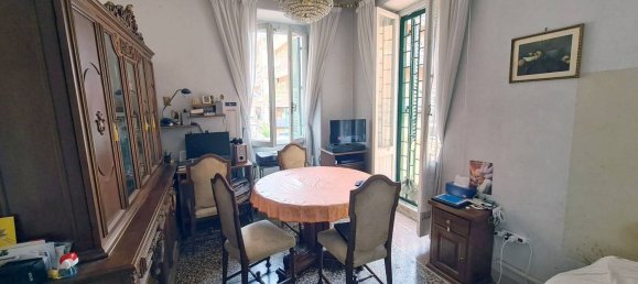 2 rooms Apartment in Rome, Italy No. 148884 4