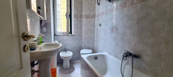 2 rooms Apartment in Rome, Italy No. 148884 9