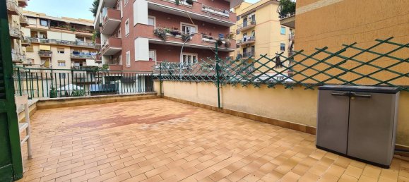 2 rooms Apartment in Rome, Italy No. 148884 12
