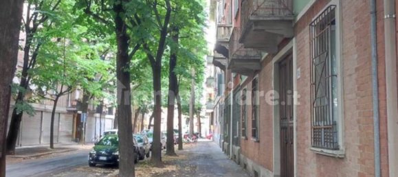 5 bedrooms Apartment in Parma, Italy No. 283368 2