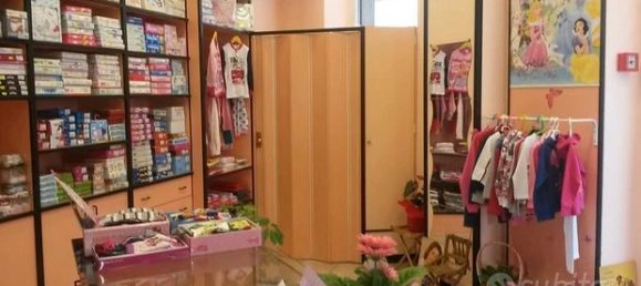 30m² Commercial property in Trieste, Italy No. 281254 2